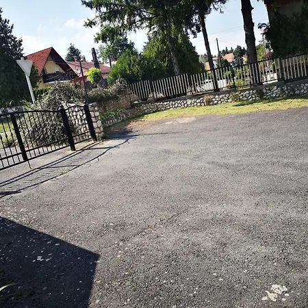 Azur & Smaragd Apartmanhaz Διαμέρισμα Zalakaros