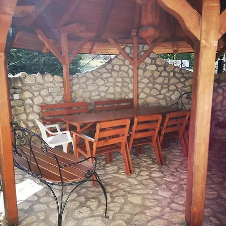 Azur & Smaragd Apartmanhaz Διαμέρισμα Zalakaros