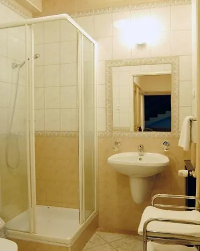 Azur & Smaragd Apartmanhaz Zalakaros