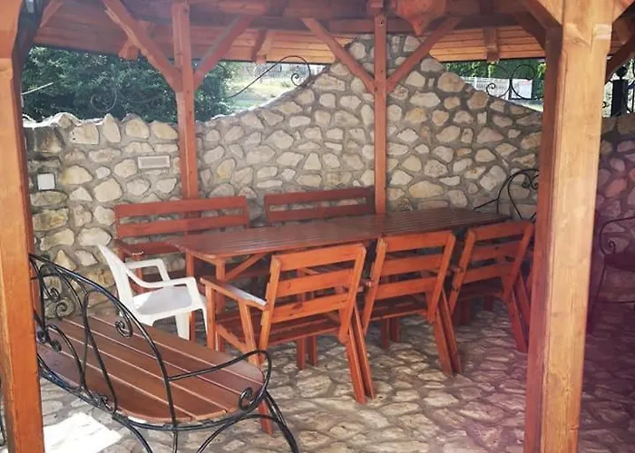 Azur & Smaragd Apartmanhaz Apartment Zalakaros